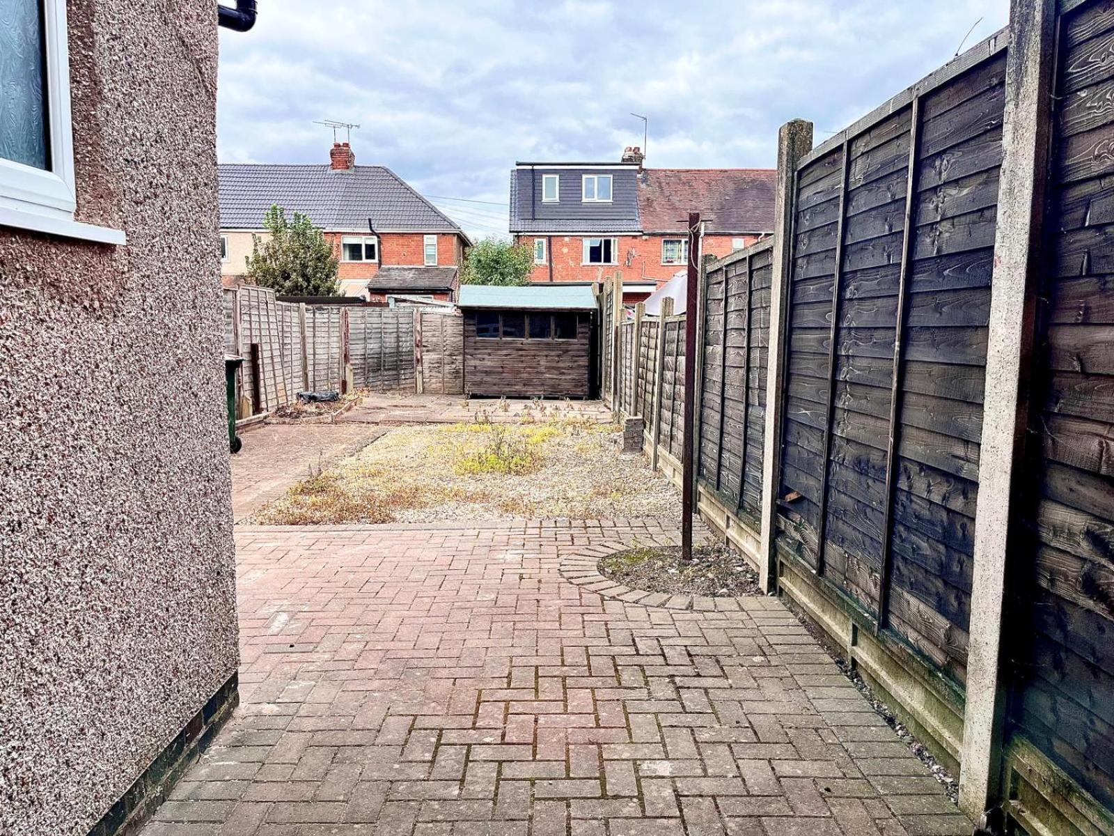 Holiday home Perfect For Contractors, Driveway With Free Parking, Close To City Centre *